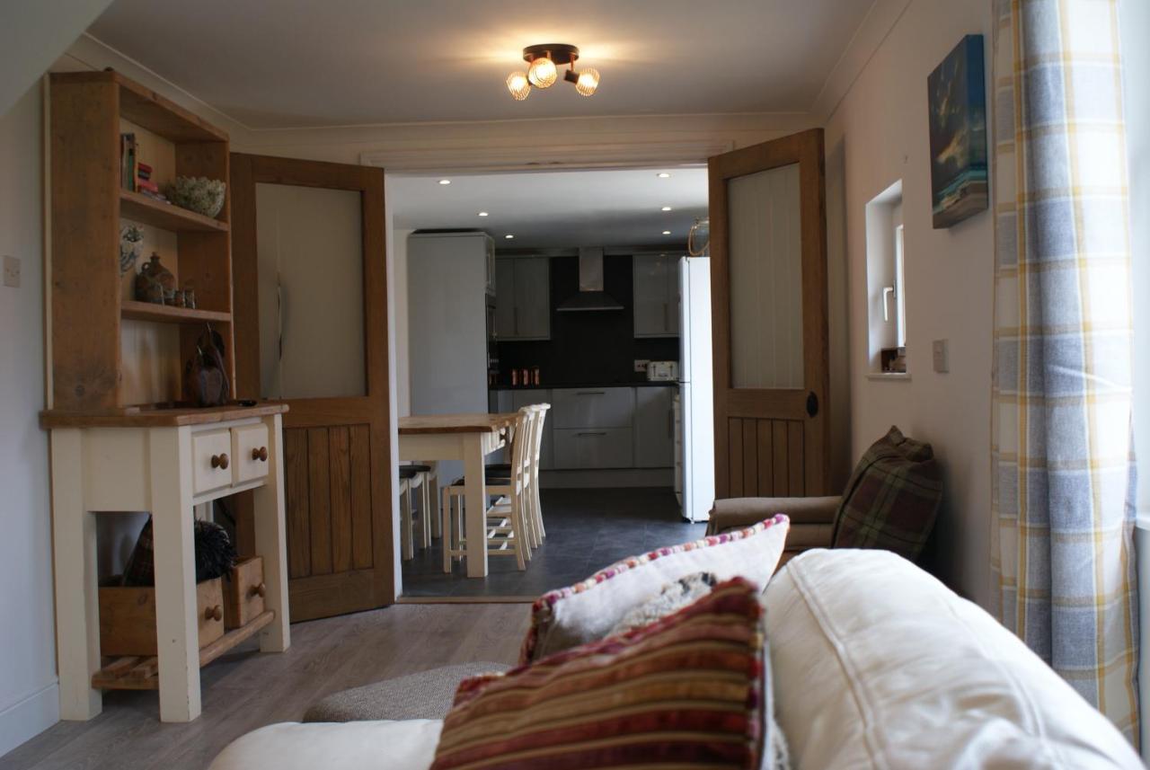 Lizzie'S Garden Cottage พอทรี ภายนอก รูปภาพ